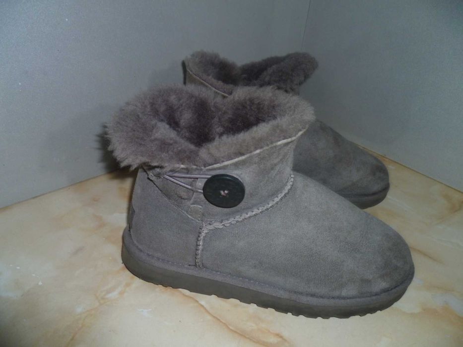 UGG оригинални ботуши №38