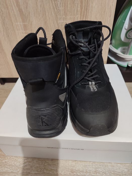 Обувки Calvin Klein 46 номер