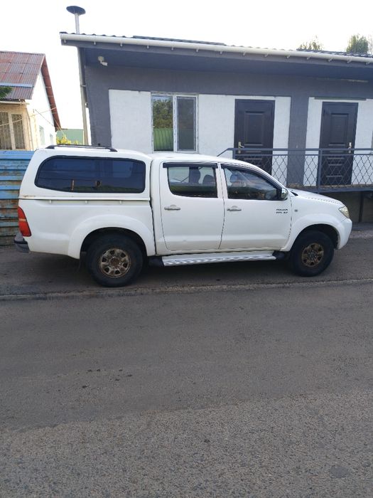 Продам TOYOTA Hilux