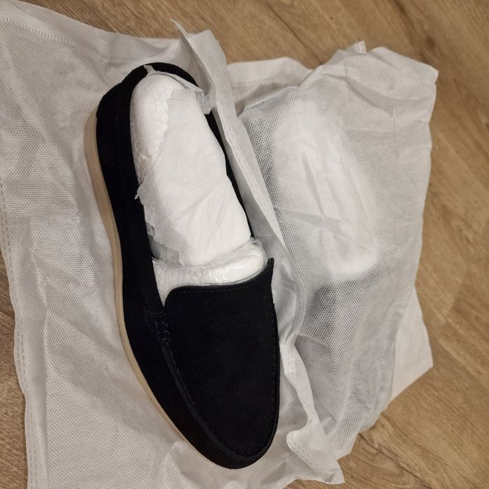 Новые мужские туфли