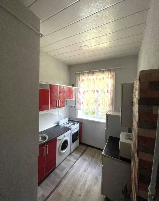 Продаю высокопотолочный дом 1-ком в самом центре ул.Нукус и А. Тимура