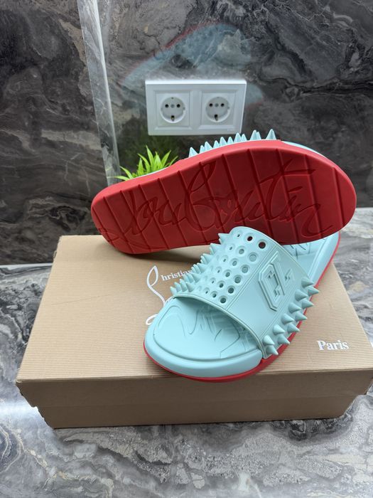 Christian Louboutin slippers / чехли 43