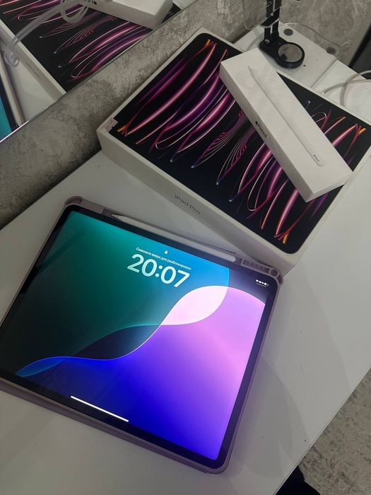 Ipad pro 12.9 6-generation