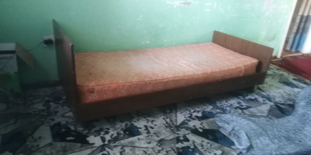 Продаётся кроват