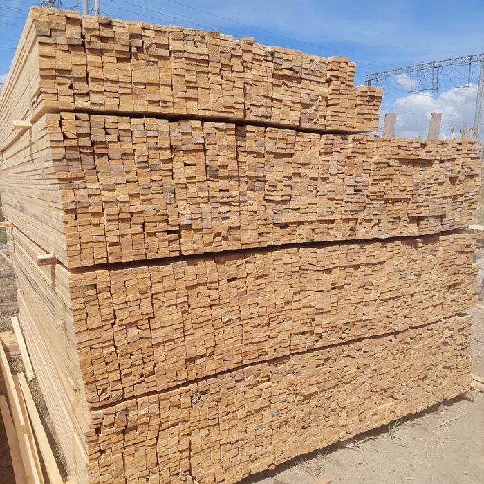 Страпилы        .