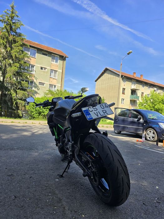 Motocicleta Kawasaki Z650 2023 A2