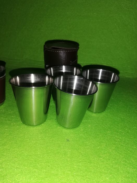 Фляшки рюмки для одыха