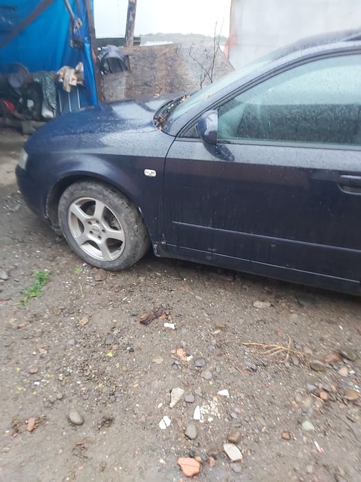 De vânzare Audi A4 pentru dezmembrat