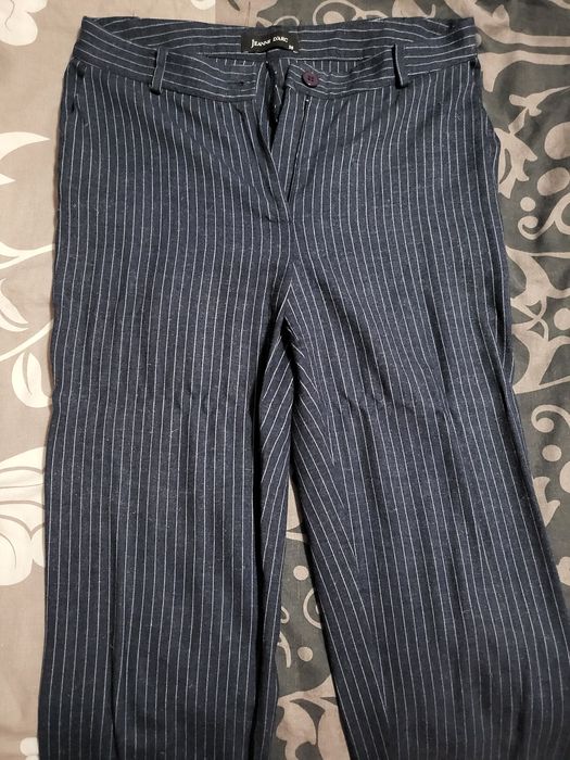 Костюм от две части