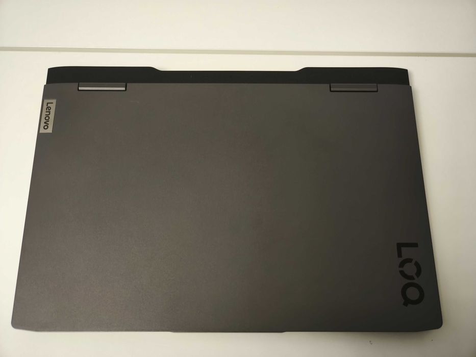 Laptop gaming Lenovo LOQ 15APH8 ryzen 7460hs RTX 4060 16gb ddr5