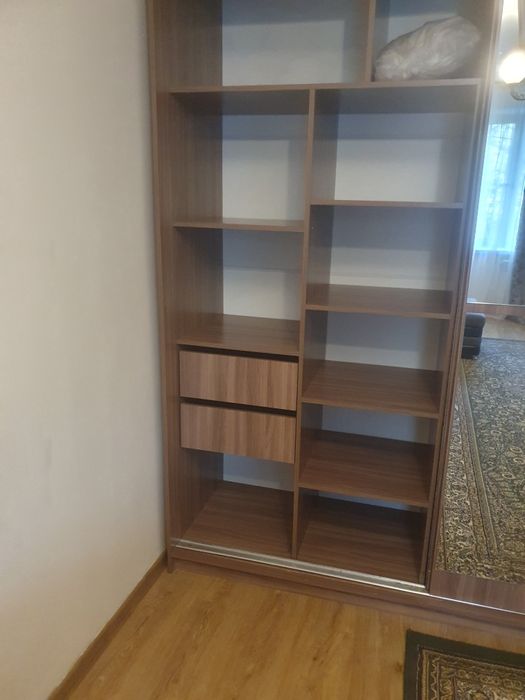 Продам шкаф купе