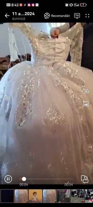 Vand rochie mireasa