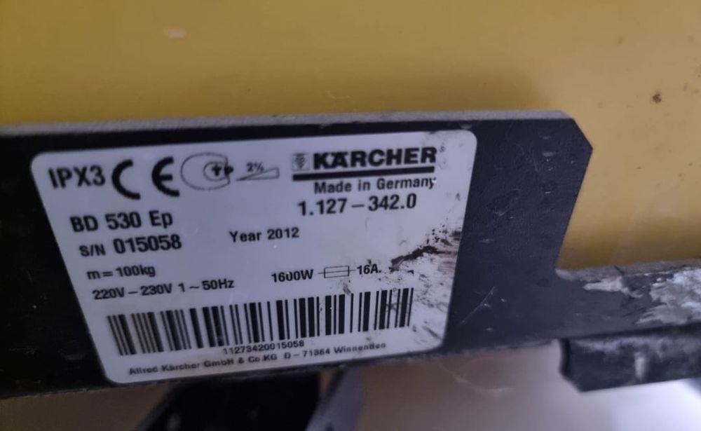 Продам керчер поломоечное машинка Karcher BD 530