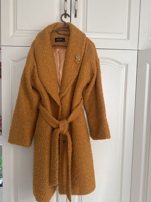 2 броя Модерни топли и атрактивни зимни палта