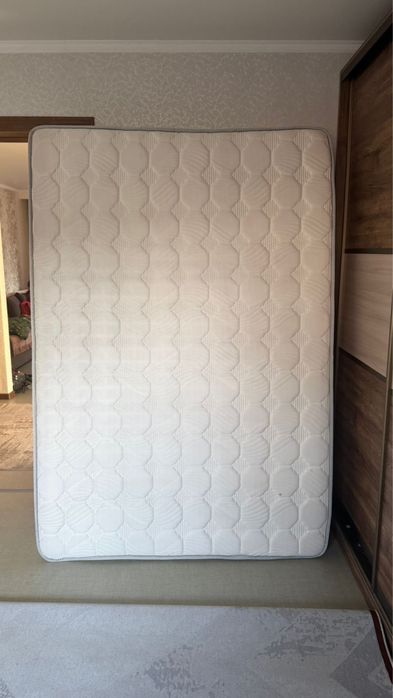 Матрас бу продам