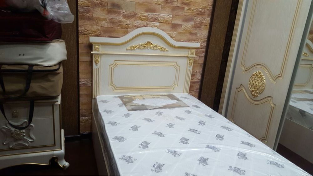 Продается 5комнатная квартира 120кв метра Шайхонтохурский райён массив