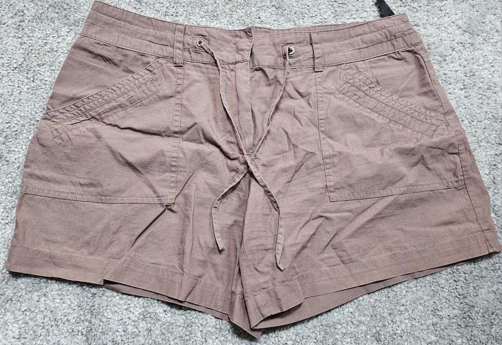 Pantaloni scurti Dorothy Perkins 100% cotton