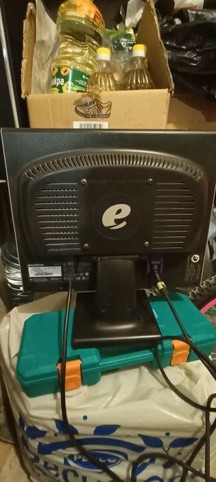 Малък Монитор 15"