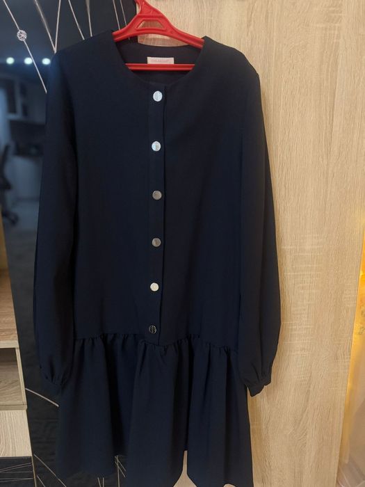 Продам новое платье для девочки