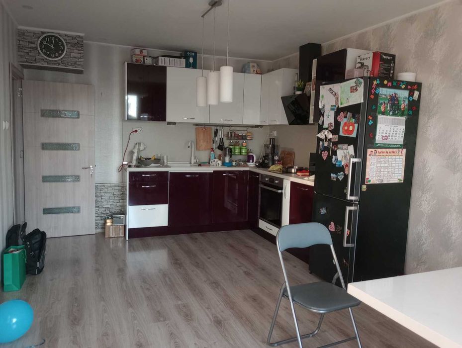 Продава се Тристаен апартамент в с. Чайка, Област Варна - 70 кв.м за 3143 €/кв.м - Снимка #3