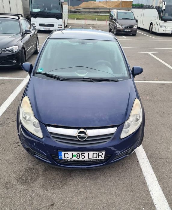 i am selling opel corsa 1.2 benzina
