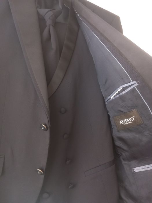 Официални мъжки костюми