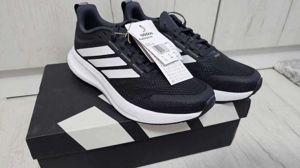 Маратони adidas 39