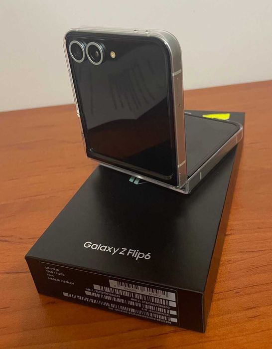 Samsung Galaxy Z Flip 6 – чисто нов, с подарък и на топ цена