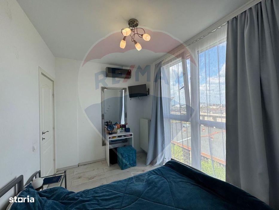 Apartament cu 3 camere la ARED( cu loc de parcare)