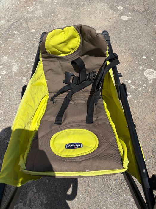 Количка chicco тип чадър.