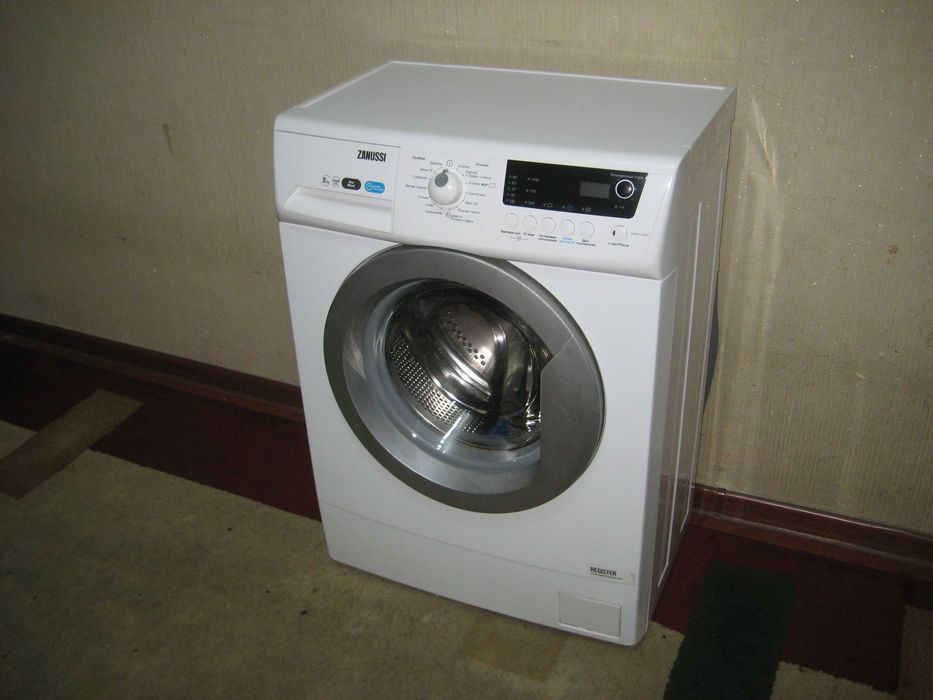 Кир мошина ZANUSSI 5кг автомат зур ишлиди айби йук деярли янги холатда