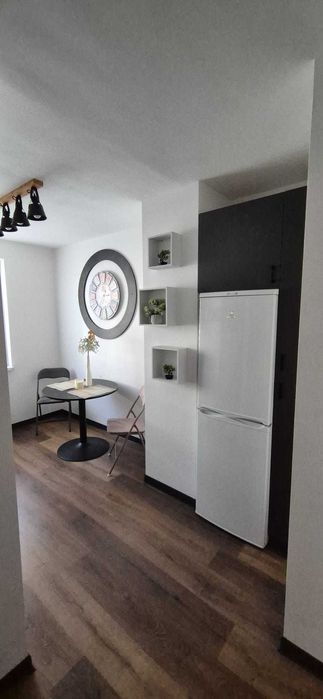 Apartament doua camere,modern,utilat si renovat.