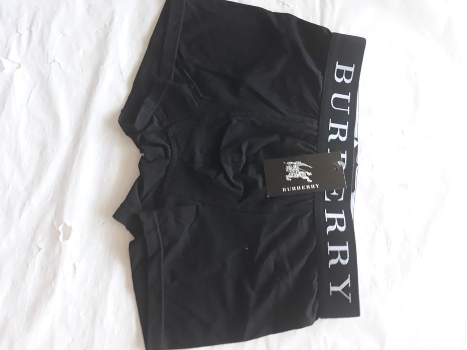 Boxeri Burbery nr M nou