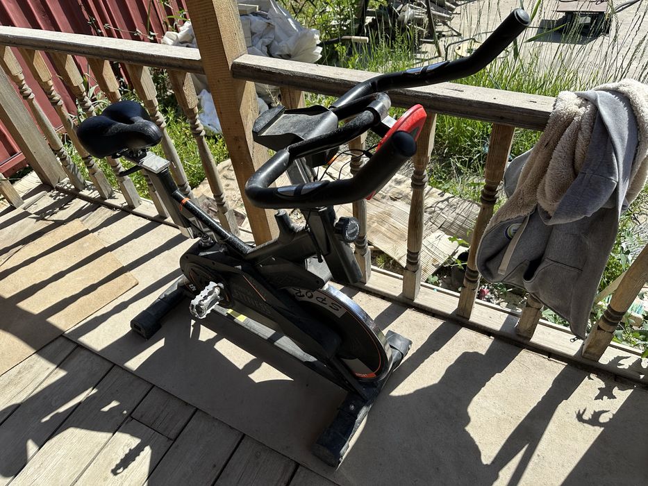 Велотренажер продается