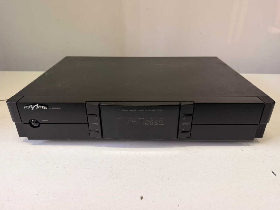 Radio Grundig FineArts Tuner T1 – CD 11 Player – Functionale – Pret Pachet radio + CD 200 lei