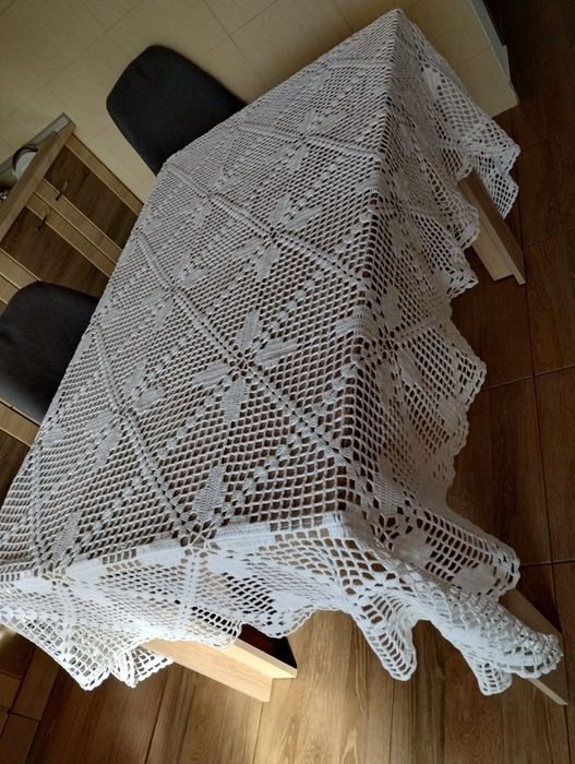 Fata de masa crosetata