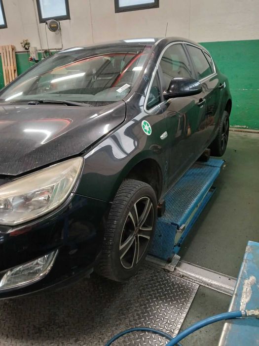 opel astra j 1.7cdti 125/опел астра 1.7 125 на части