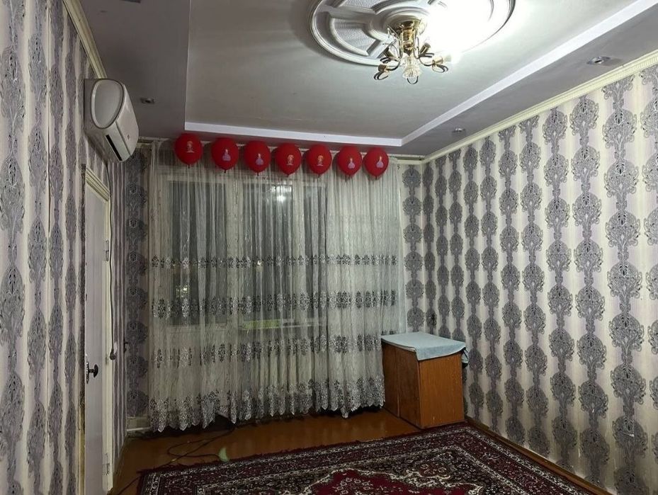 Сдаётся 2 комнатная на Ферузе.