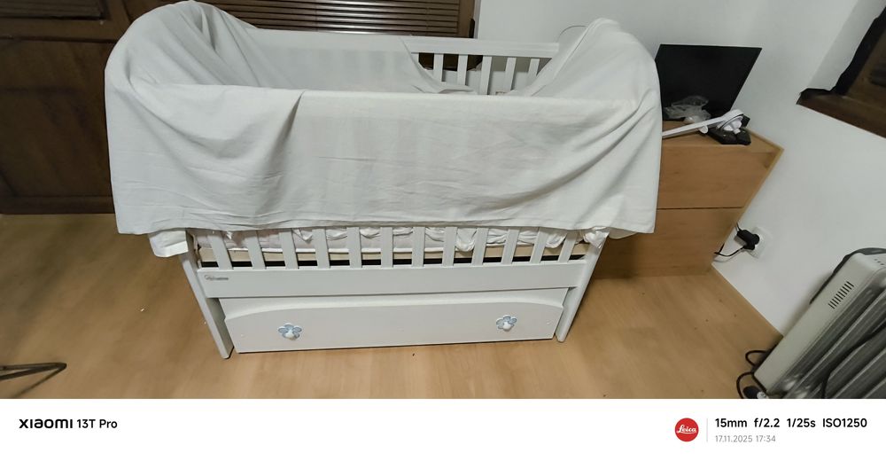 Детско креватче с люлка и чекмедже