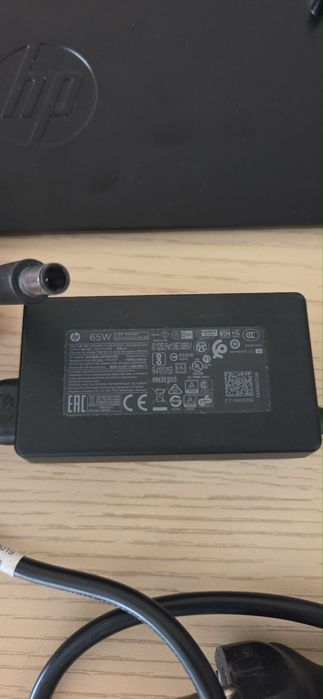 Зарядно за HP 65w charger