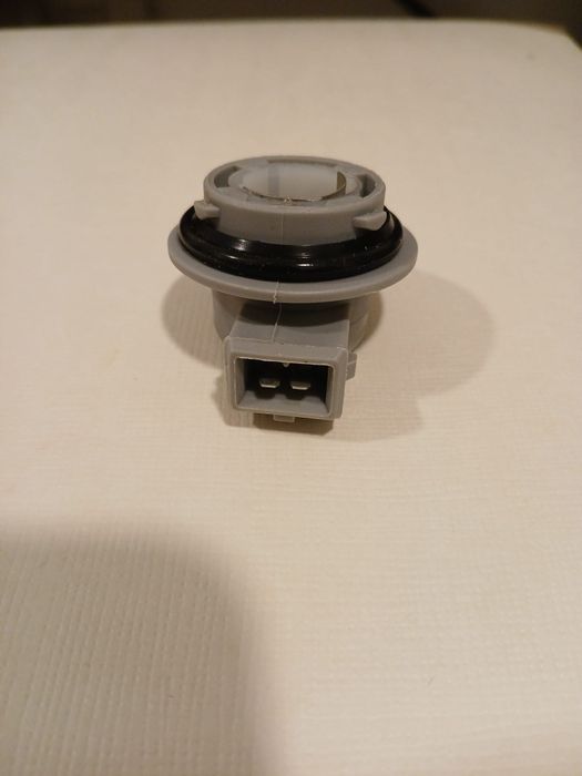 Soclu bec marsarier și lumina ceata spate Renault grand scenic 3