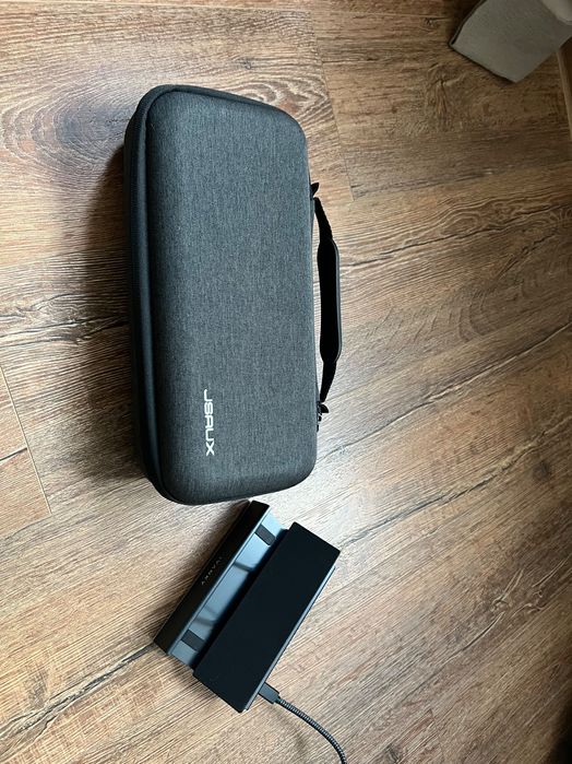 Продавам asus rog xbox ally x с hard carrying case и docking station