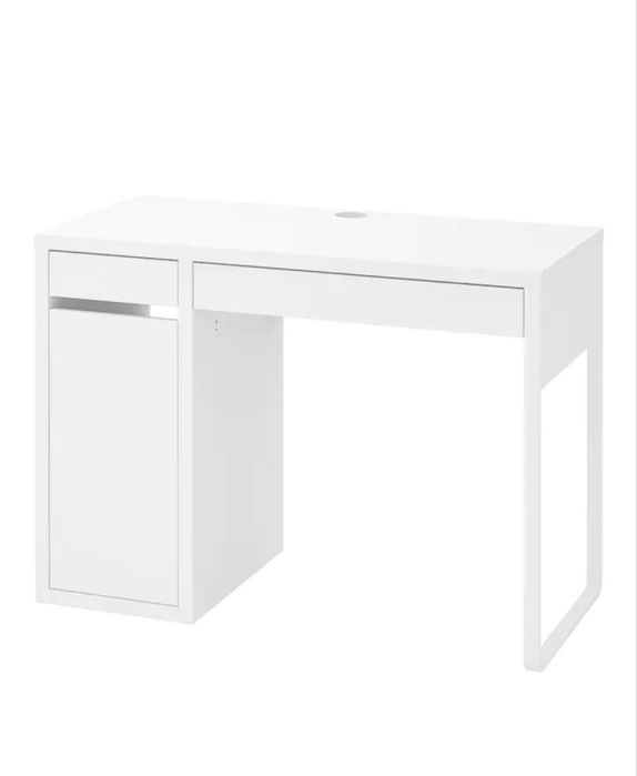 Продаю стол письменный IKEA