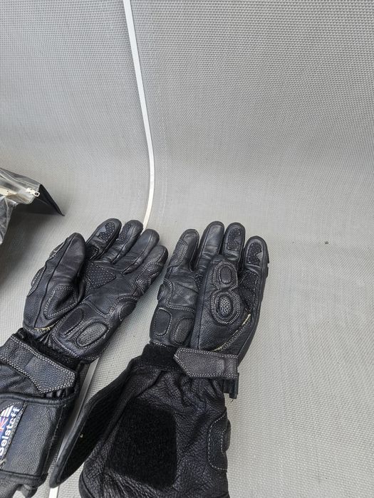 Vând mănuși motocicleta sau scuter