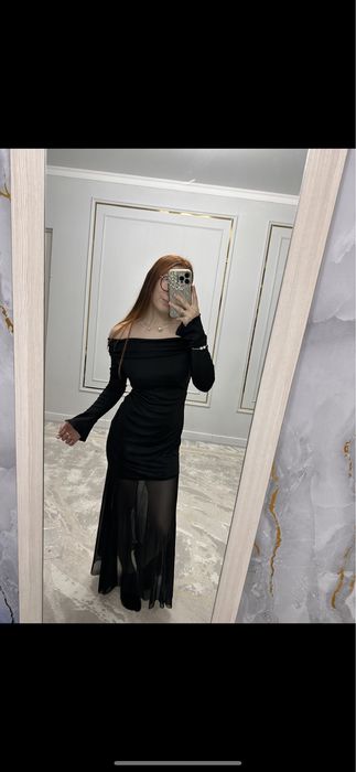 Продается новые платье! Цена: 10000