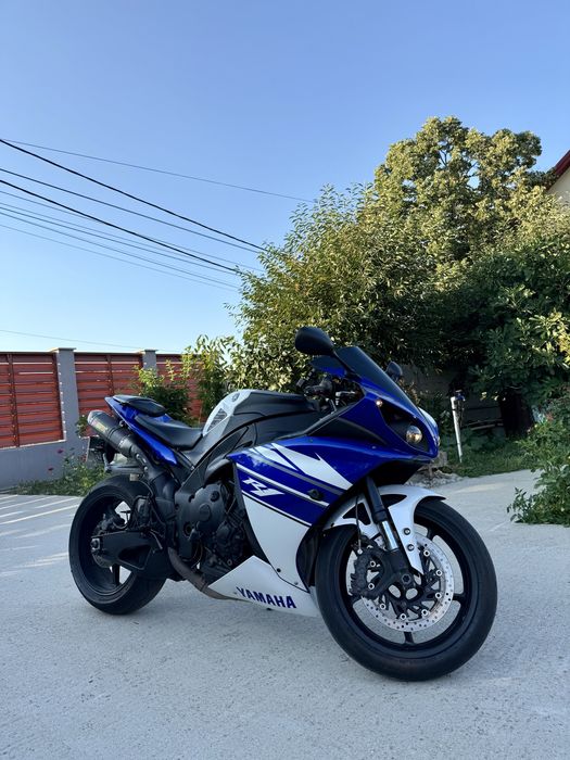 Yamaha r1 rn22 big bang