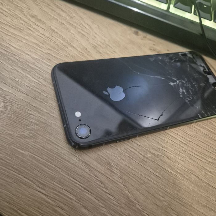 Telefon Iphone 8
