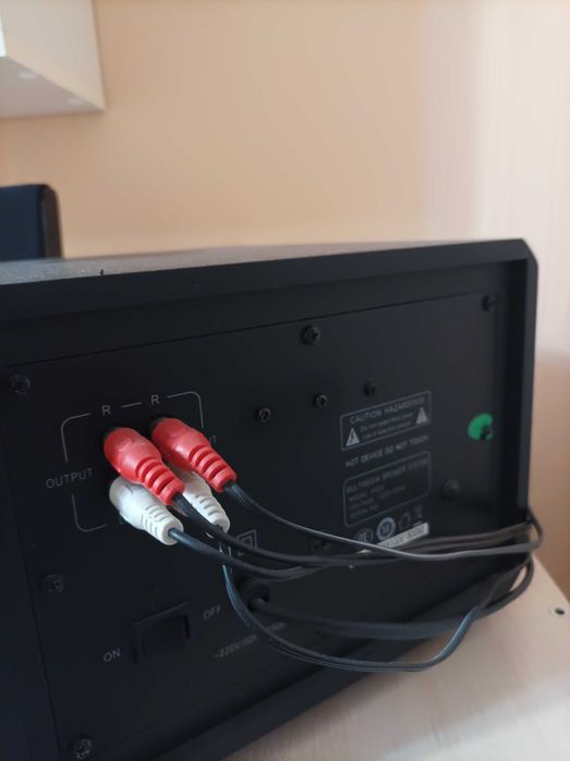 Сабвуфер DELUX DLS-X555