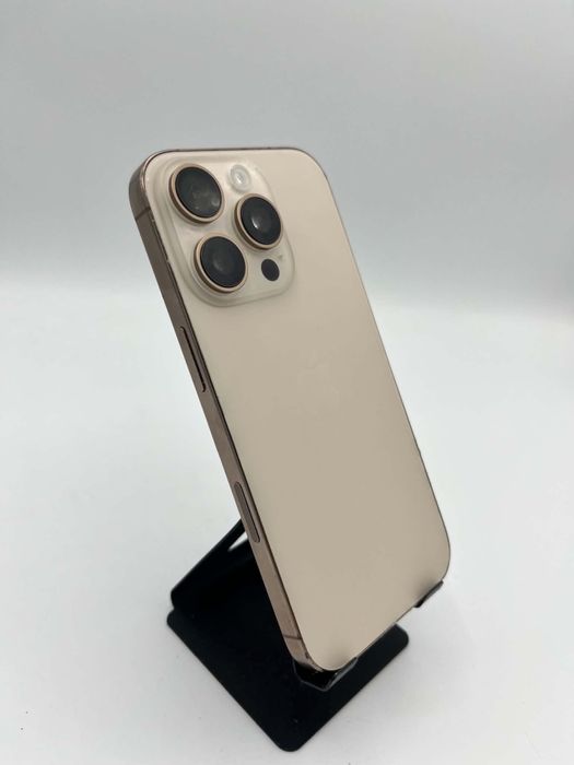 Iphone 16 PRO / 100% / 128 / CUTIE+ INCARCATOR