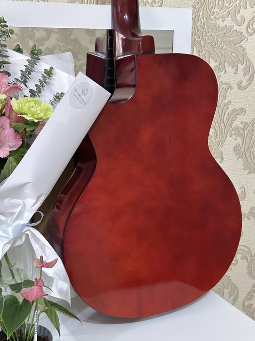 Акустическая гитара Ronnie Wood